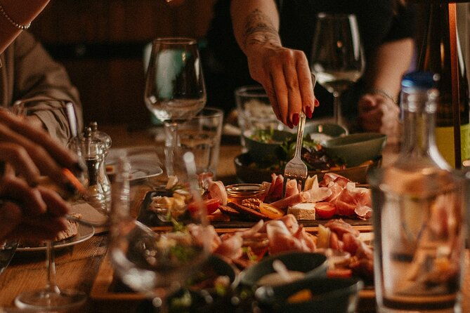 hungarian-wine-tasting-in-budapest-downtown-2