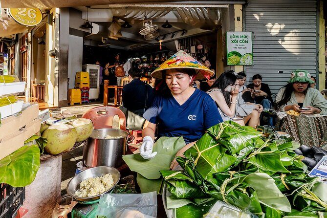 Hungry Hanoi Food Tour with 15+ Tastings - What’s Not Included: Things to Keep in Mind