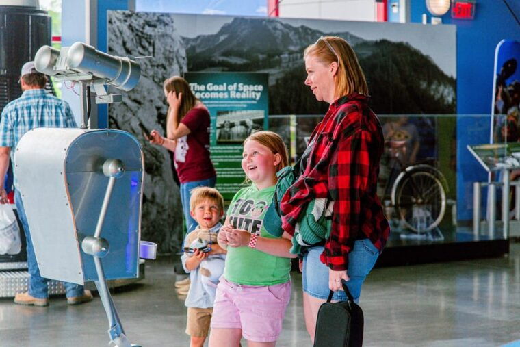 huntsville-u-s-space-rocket-center-admission