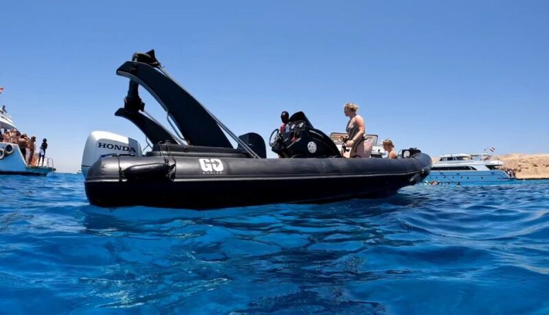Hurghada: 3-Island Tour with Dolphin Watching and Snorkeling - How the Day Begins: Pickup and Introduction