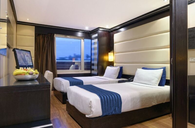 Hurghada: 5 Days Nile Cruise with Guided Tours & Abu Simbel - The Sum Up