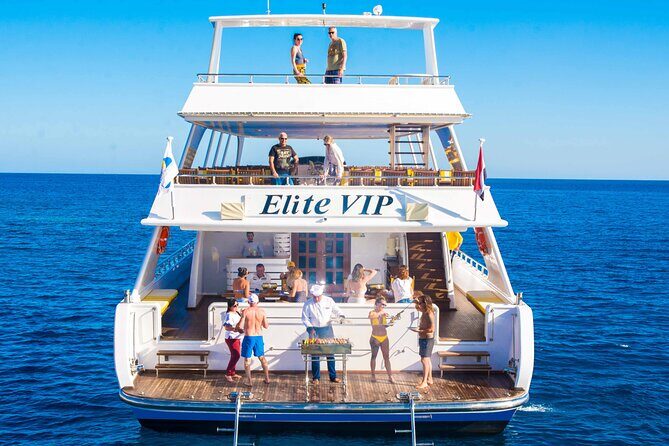 Hurghada: Elite VIP Cruise with Seafood and BBQ Buffet Lunch - The Seafood and BBQ Buffet Lunch