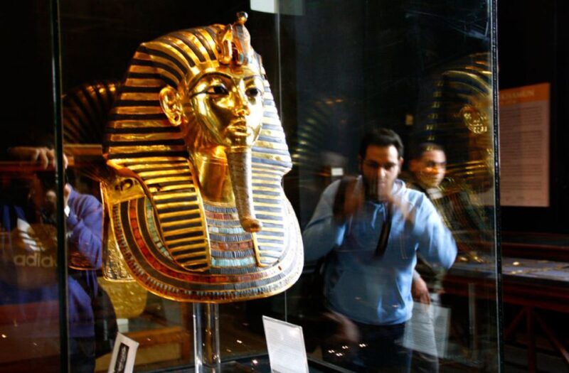 Hurghada: Full-Day Trip to Cairo by Plane - What sets this tour apart?