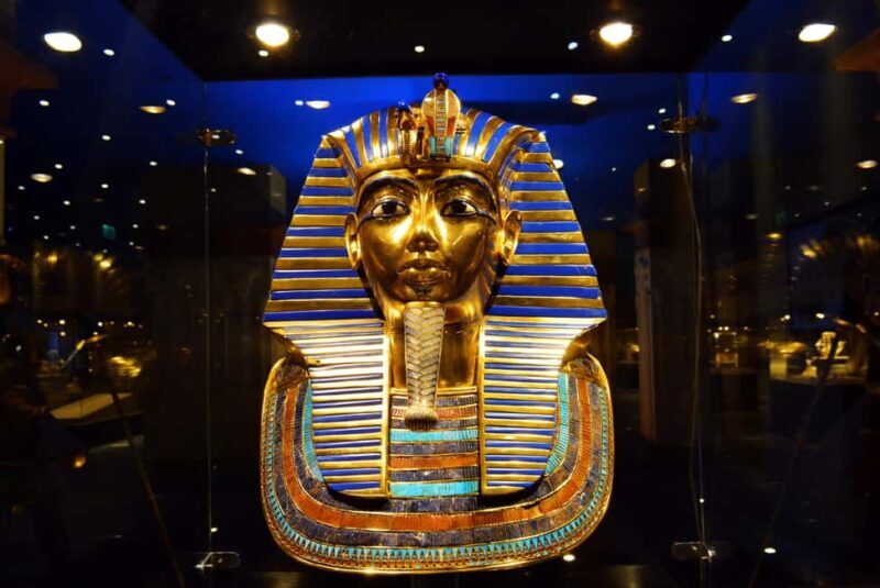 Hurghada: Giza Pyramids, Sphinx, Museum & Old Souq Day Trip - Key Points