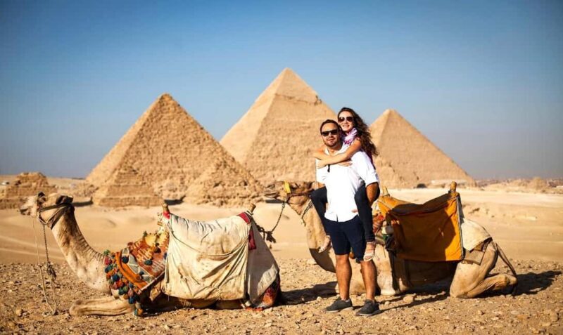 Hurghada: Giza Pyramids, Sphinx, Museum & Old Souq Day Trip - Authentic Insights from Travelers