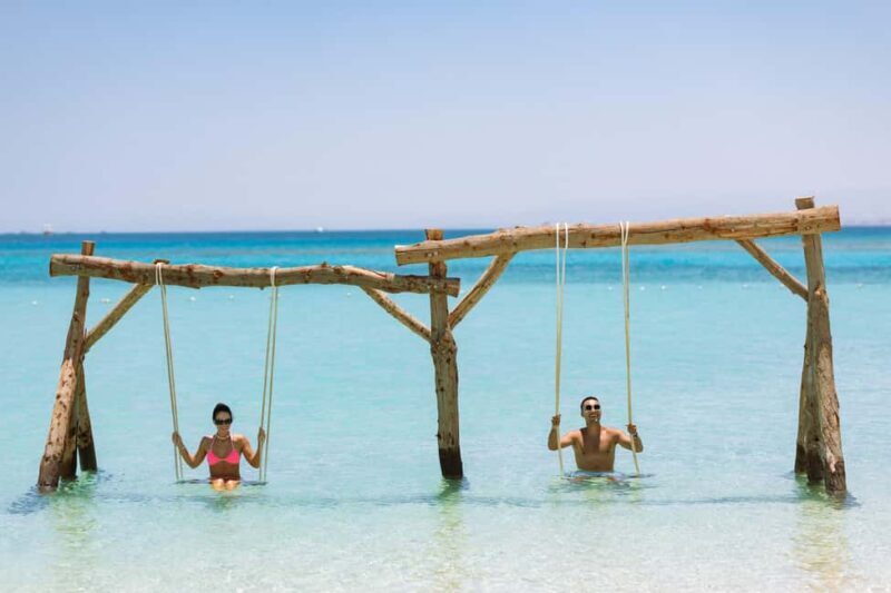 Hurghada: Hula Hula Speedboat w/ Optional Snorkeling & Lunch - Key Points