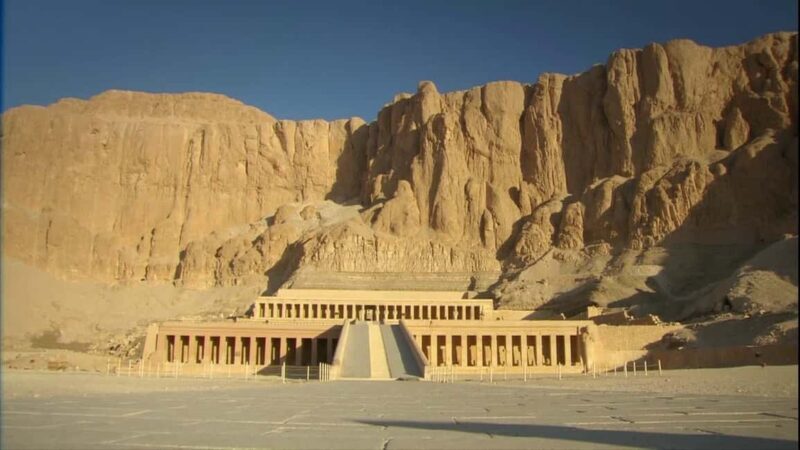 Hurghada: Luxor Highlights & King Tut Tomb Tour with Lunch - Exploring the Luxor Highlights & King Tut Tomb Tour from Hurghada: A Detailed Review