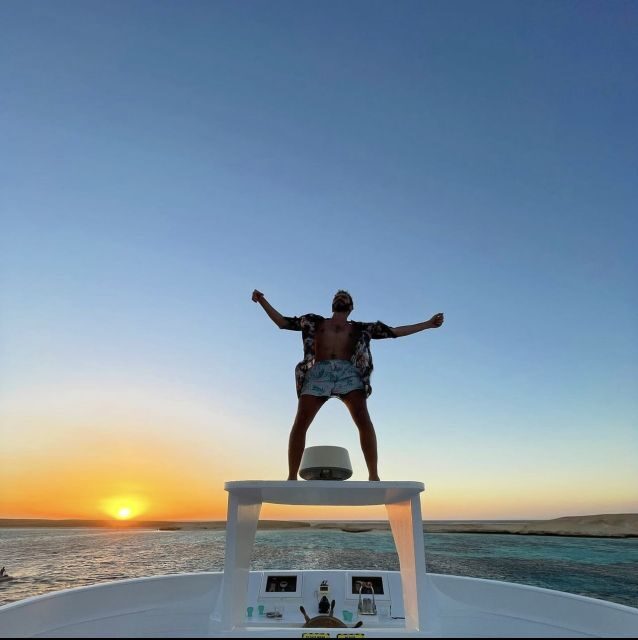 Hurghada: Luxury Yacht Trip with Personal Crew and Chef - Key Points