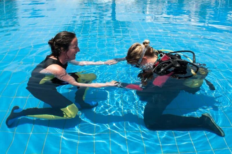 Hurghada: PADI Diving Courses packages - Key Points