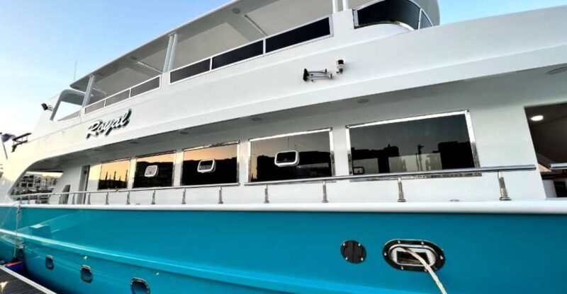 Hurghada: Royal Luxury VIP Cruise to Orange Bay with Lunch - Key Points