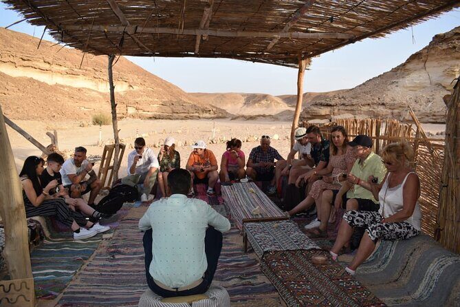 Hurghada: Star watching Desert Adventure by Jeep with Dinner - Key Points