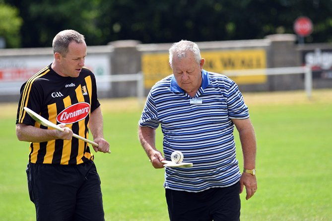 hurling-tours-ireland-hurling-experience-in-kilkenny
