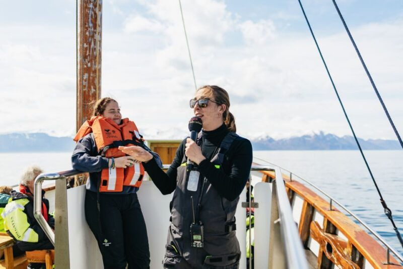 husavik-whale-watching-tour-with-guide