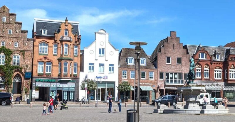 husum-romantic-old-town-and-harbour-self-guided-tour