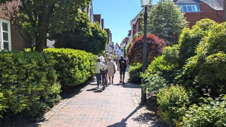husum-romantic-old-town-and-harbour-self-guided-tour