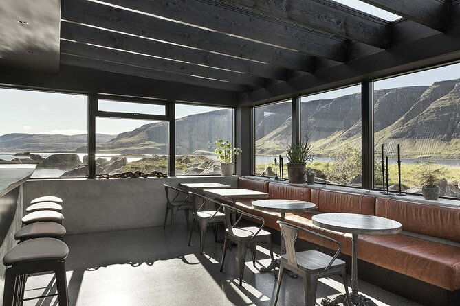 hvalfjordur-hvammsvik-hot-springs-private-tour