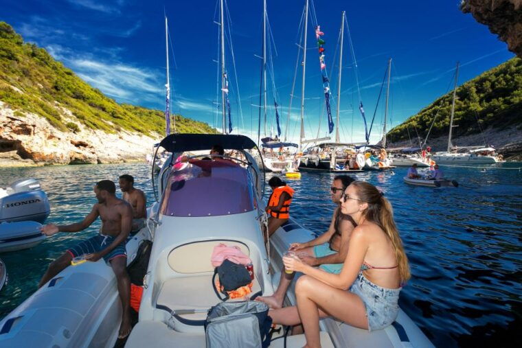hvar-blue-green-cave-group-excursion-from-hvar