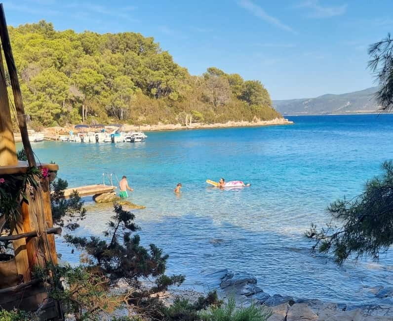 Hvar gems: Cave, Stiniva, Jelsa, Zeevo, beach restaurant - The Authenticity and Unique Selling Points