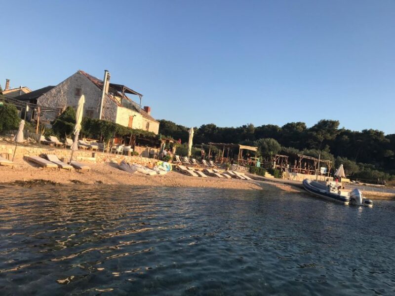 Hvar: Private Beach hoping & Chilling out - Key Points