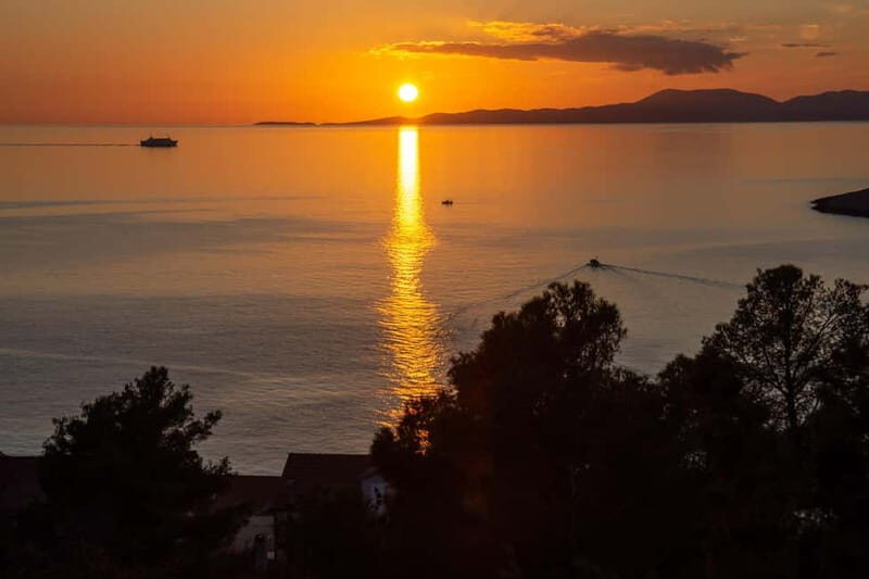 Hvar: Rock Climbing Experience with a World-class Coach - Key Points  