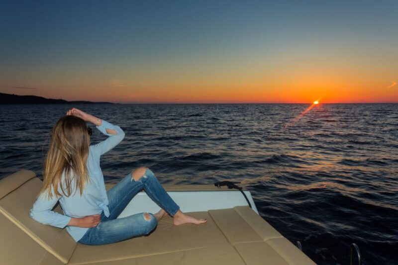 hvar-sunset-and-pakleni-islands-with-a-speed-boat