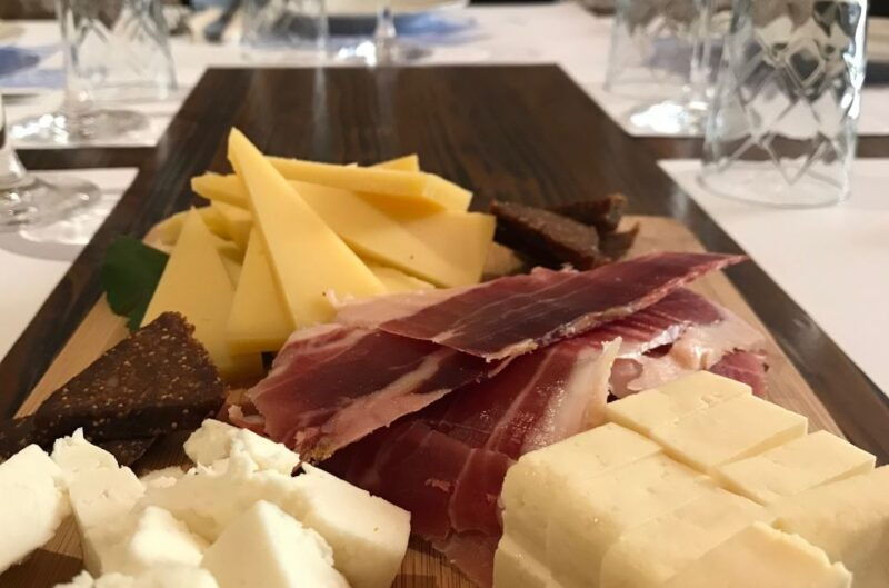 hvar-wine-lovers-tour-to-3-wineries-with-local-tastings