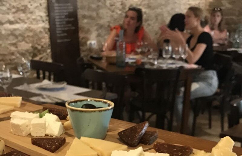 hvar-wine-lovers-tour-to-3-wineries-with-local-tastings