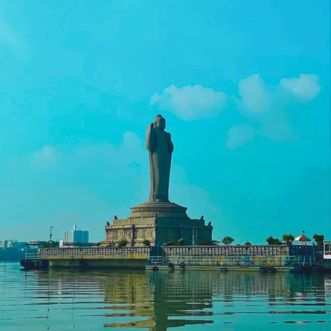 Hyderabad: Hussain Sagar Evening Ferry Luxury Tour - Introduction