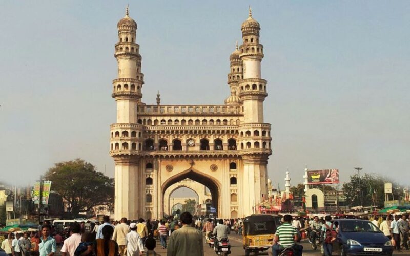 Hyderabad Private Tour with Charminar Mosque & Museum - Key Points
