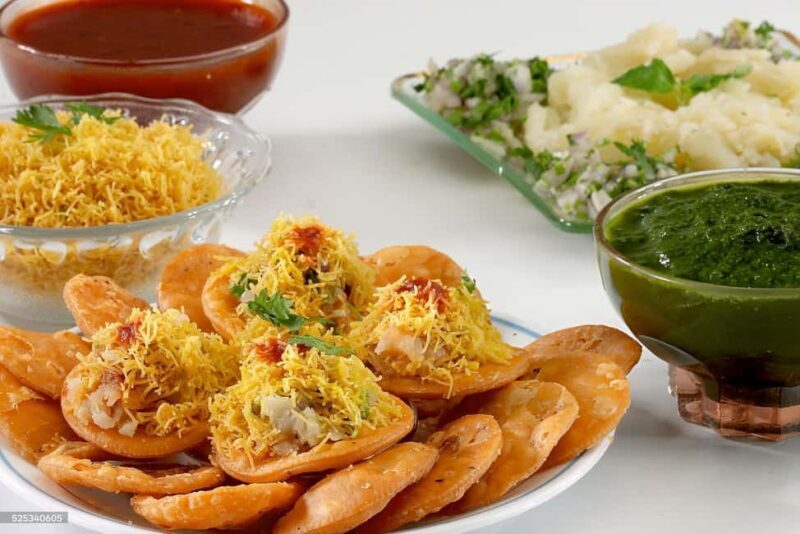 Hyderabad: Street Food Walking Tour with 7+ Tastings - Who Should Consider This Tour?