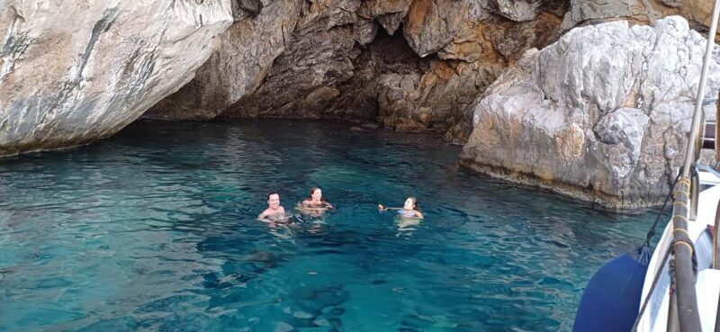 Hydra: Full-Day of Fishing and Boating with Optional Lunch - An In-Depth Look at the Experience  