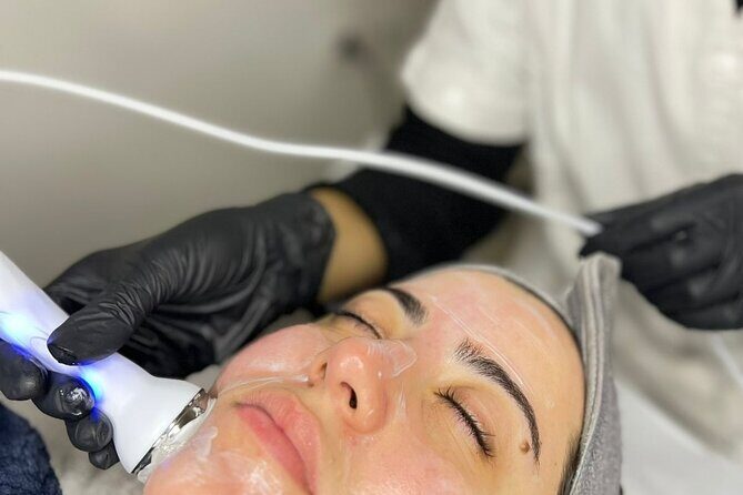 Hydrafacial beauty treatment and facial massage in Marrakech - Introducing the Marrakech Hydrafacial and Facial Massage Experience