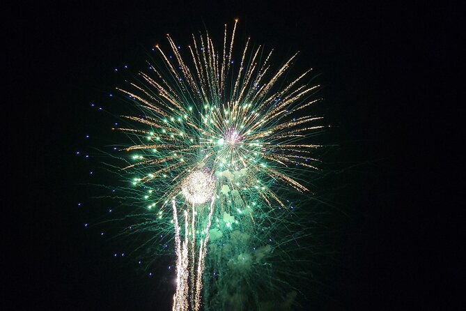 hydrojet-fireworks-cruise-in-destin-harbor