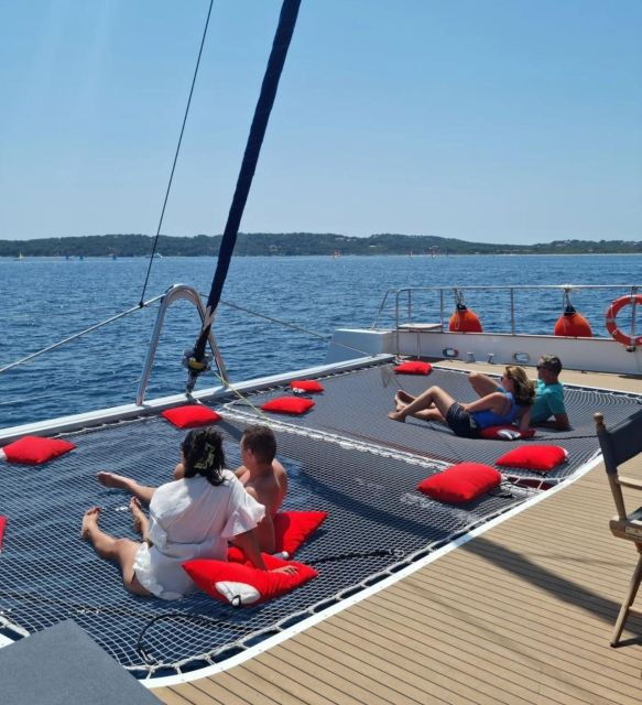 hyeres-bregancon-porquerolles-full-day-cruise-with-meal