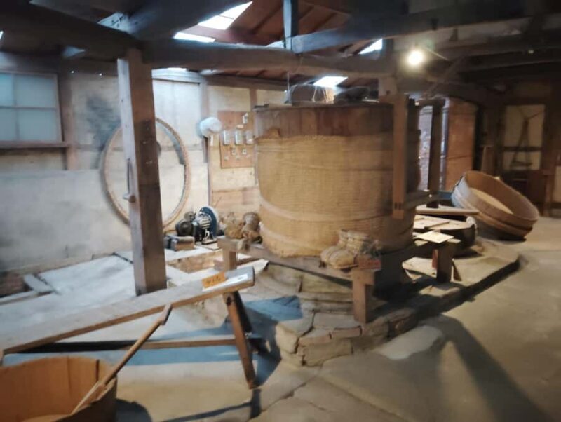 Hyogo: Tamba-Sasayama Sake Tasting Tour with Tamba Toji - What Makes This Tour Special