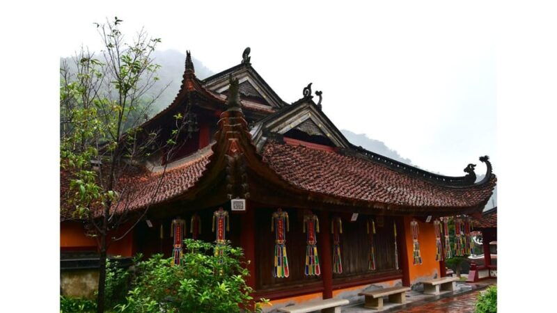 i-day-visit-perfume-pagoda