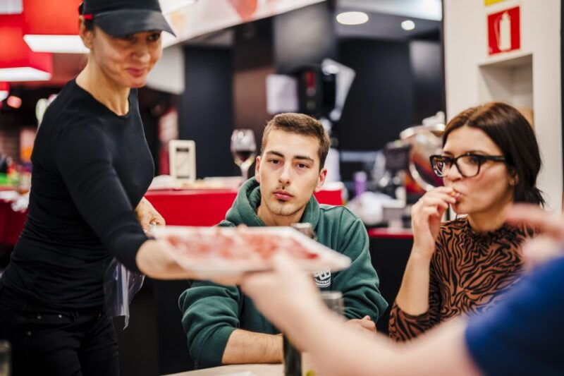 iberian-ham-masterclass-with-wine-tasting-sagrada-familia