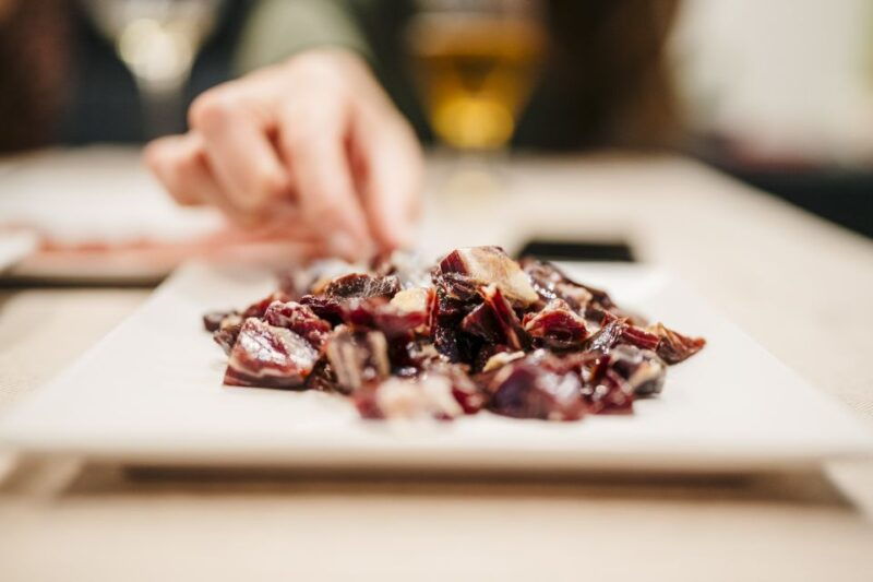 iberian-ham-masterclass-with-wine-tasting-sagrada-familia