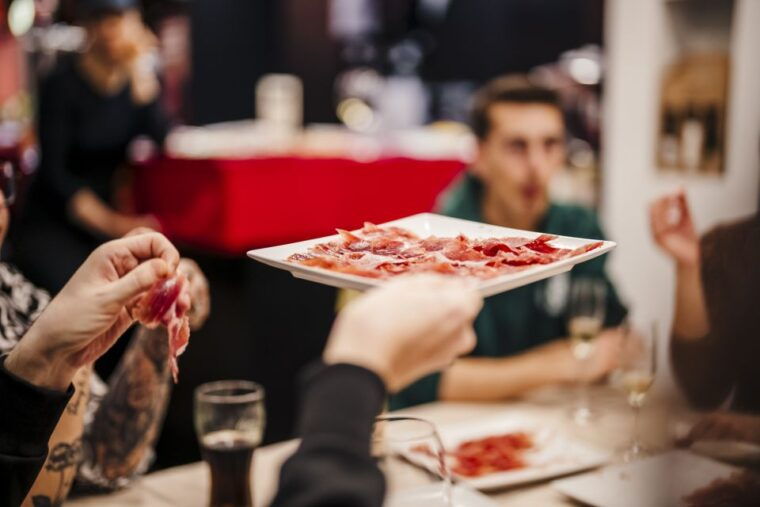 iberian-ham-masterclass-with-wine-tasting-sagrada-familia