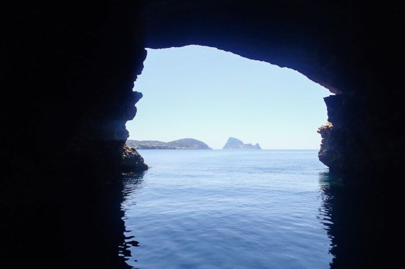 ibiza-beaches-and-caves-instagram-boat-tour