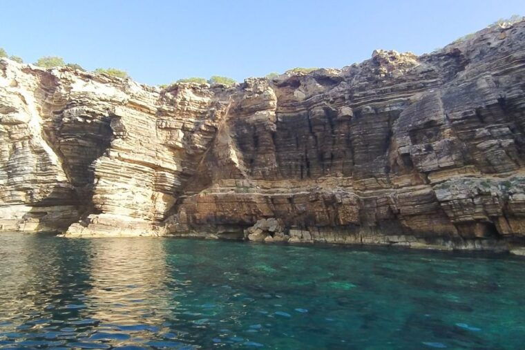 ibiza-beaches-and-caves-instagram-boat-tour