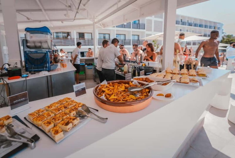 Ibiza Boat party with Premium boat and unlimited drinks - Who Will Love This Experience?