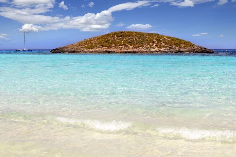 ibiza-catamaran-cruise-to-formentera-with-meal-and-drinks