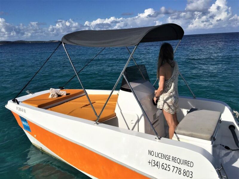 ibiza-discover-the-best-coves-in-a-boat-driven-by-yourself