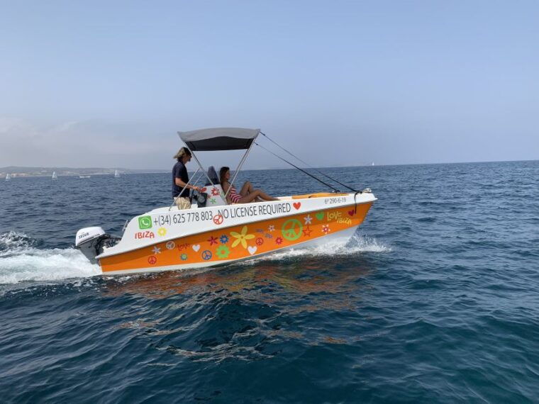 ibiza-discover-the-best-coves-in-a-boat-driven-by-yourself