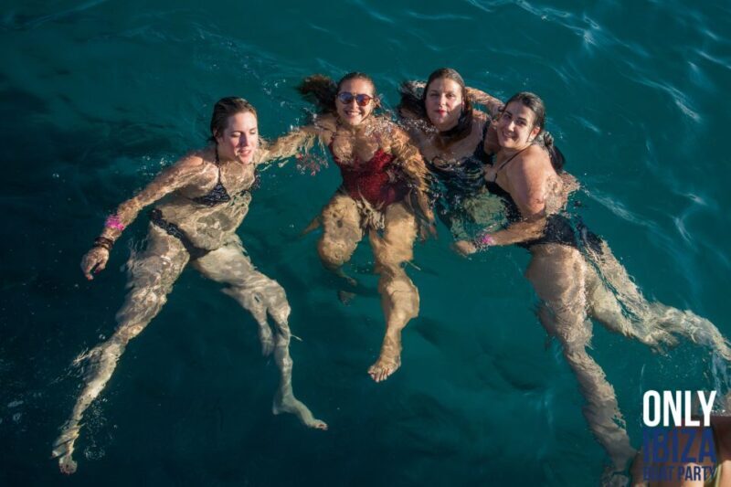 Ibiza floating club - Best Dj sesión at sea - What’s Included and Why It Matters
