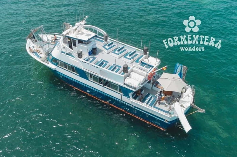 Ibiza: Formentera Cruise with Paella, OpenBar & Water Sports - Who is this tour perfect for?