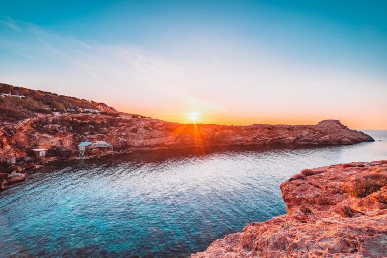 ibiza-midday-or-sunset-sailing-with-snacks-and-open-bar