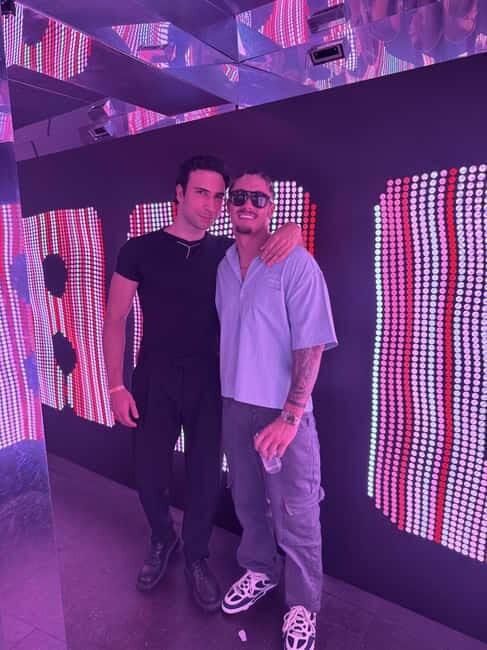 Ibiza: Nightlife Insider Tour with Pre-Club Drinks - Key Points