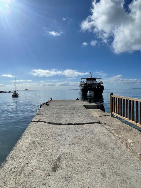 ibiza-platja-den-bossa-round-trip-transfer-to-formentera